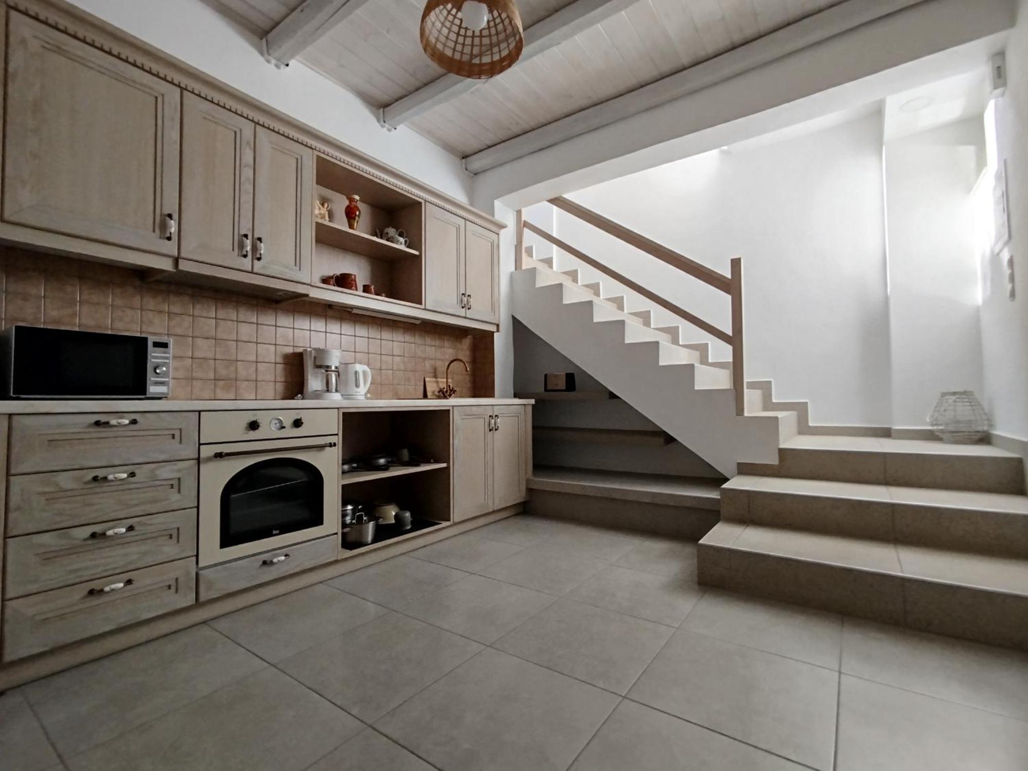 Alexena Apartments อาเยียกาลินี ภายนอก รูปภาพ