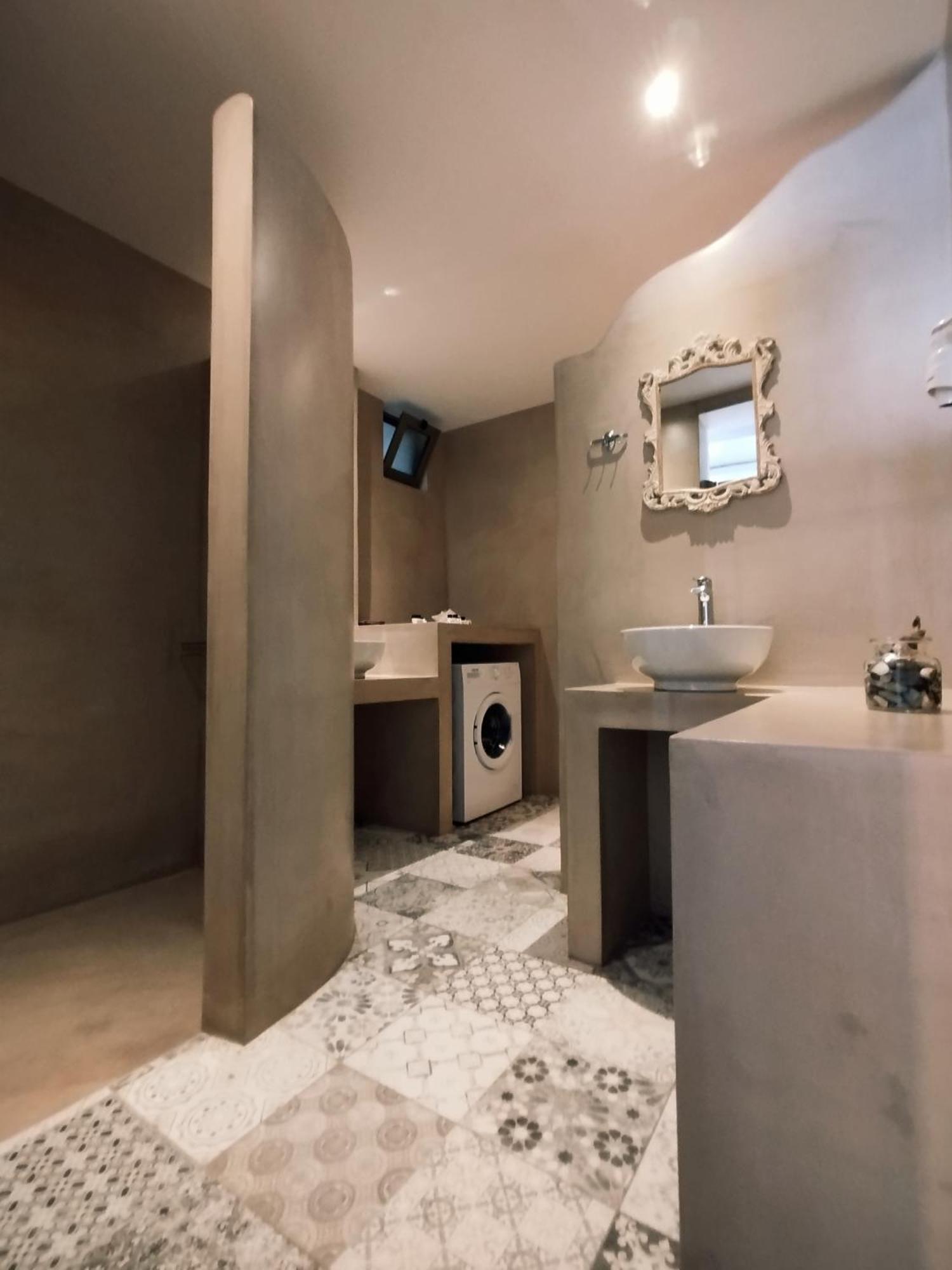 Alexena Apartments อาเยียกาลินี ภายนอก รูปภาพ